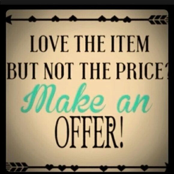 Disney- NWT Girls Minnie Mouse Red and Black Slippers- Size 11/12 - Picture 7 of 7